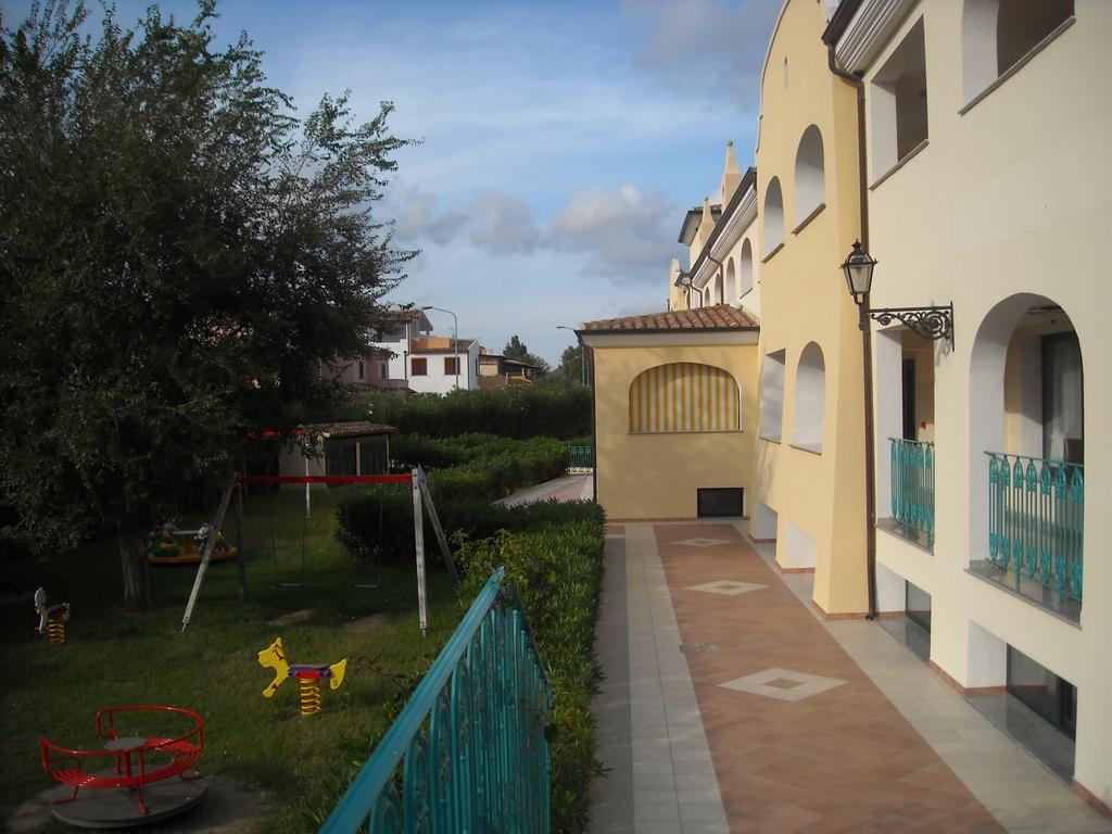 Residence Il Borgo Orosei Bagian luar foto