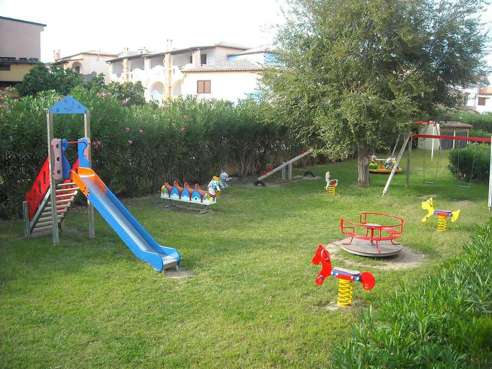 Residence Il Borgo Orosei Bagian luar foto