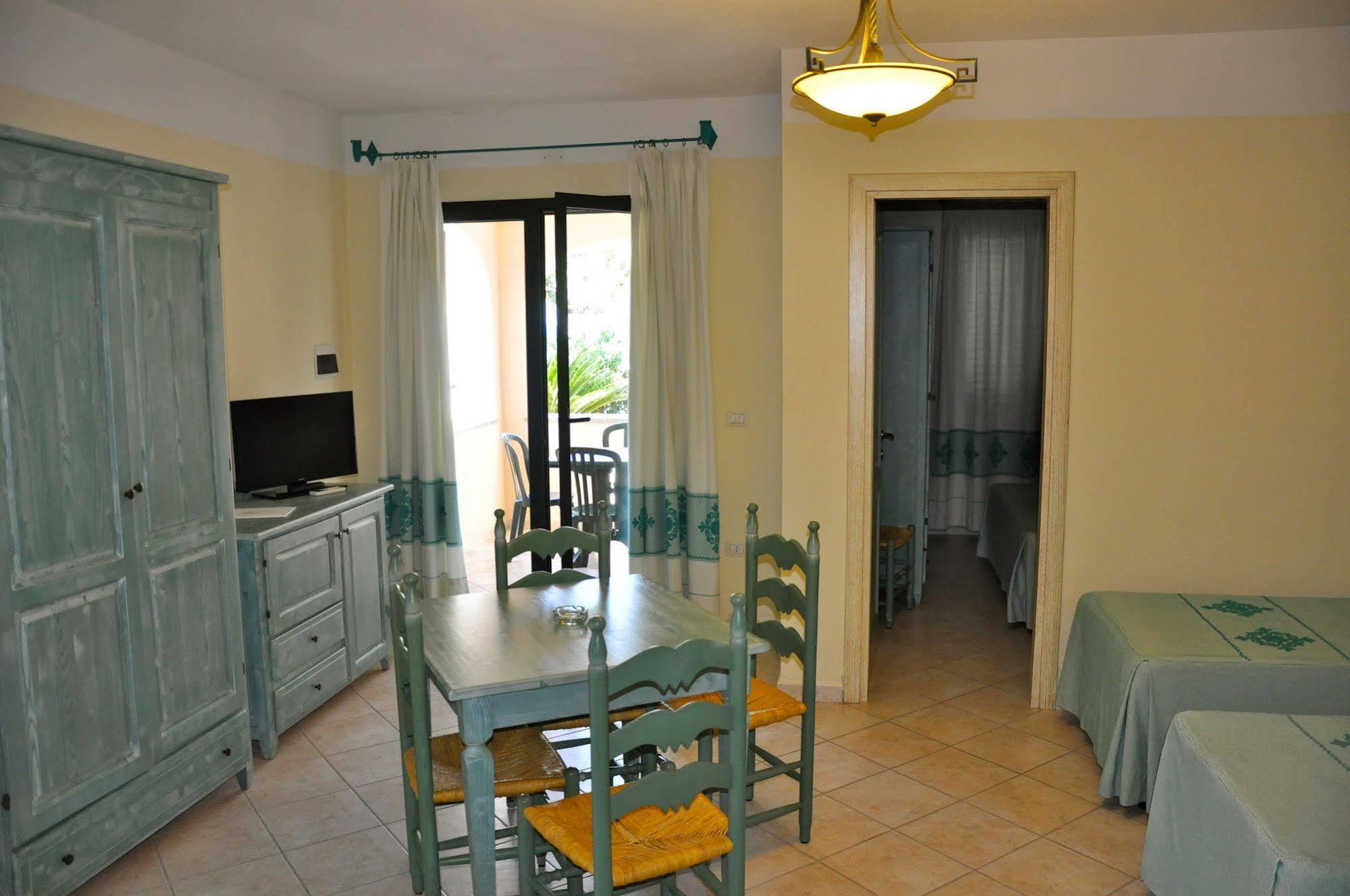 Residence Il Borgo Orosei Bagian luar foto