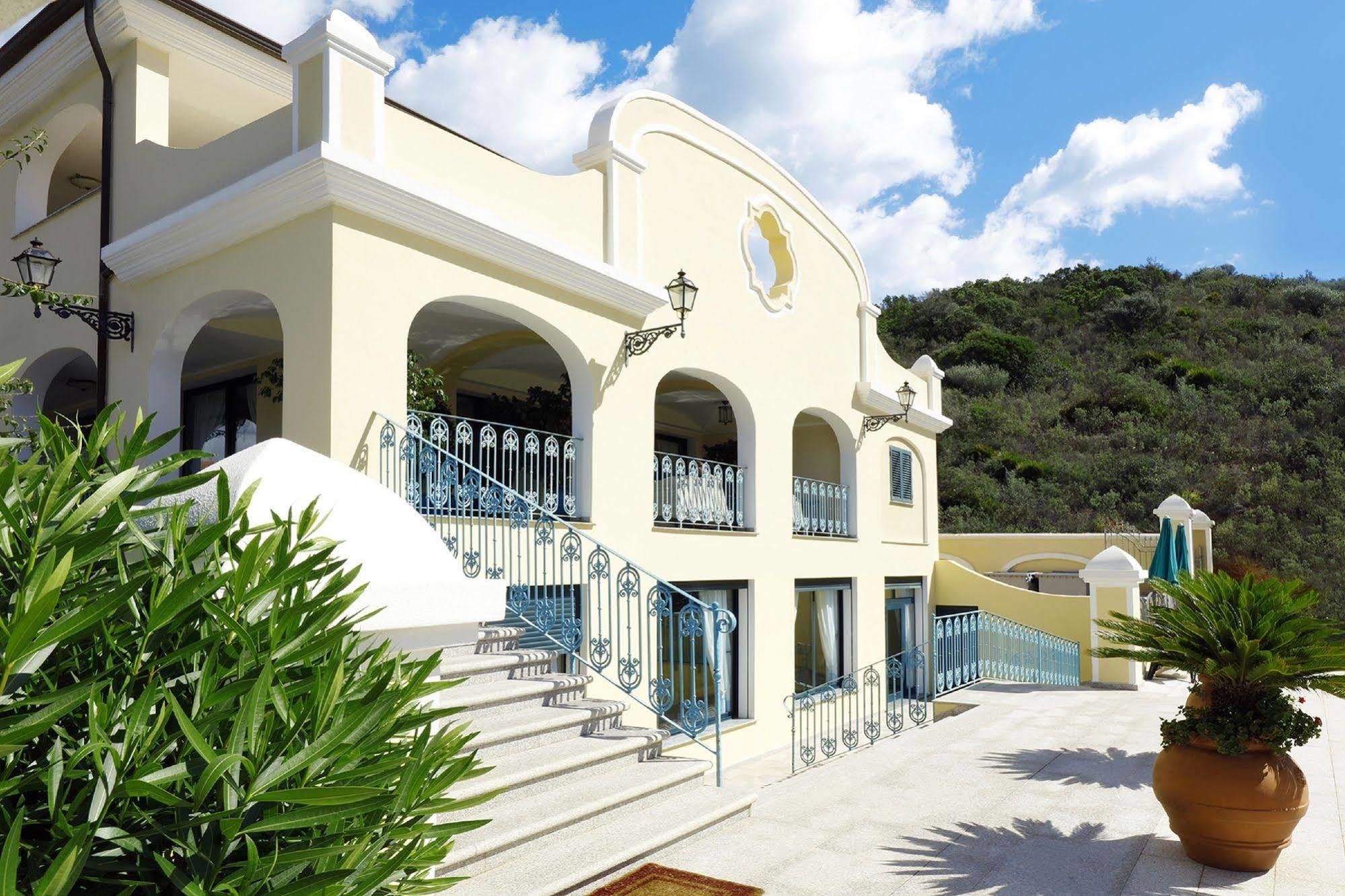 Residence Il Borgo Orosei Bagian luar foto