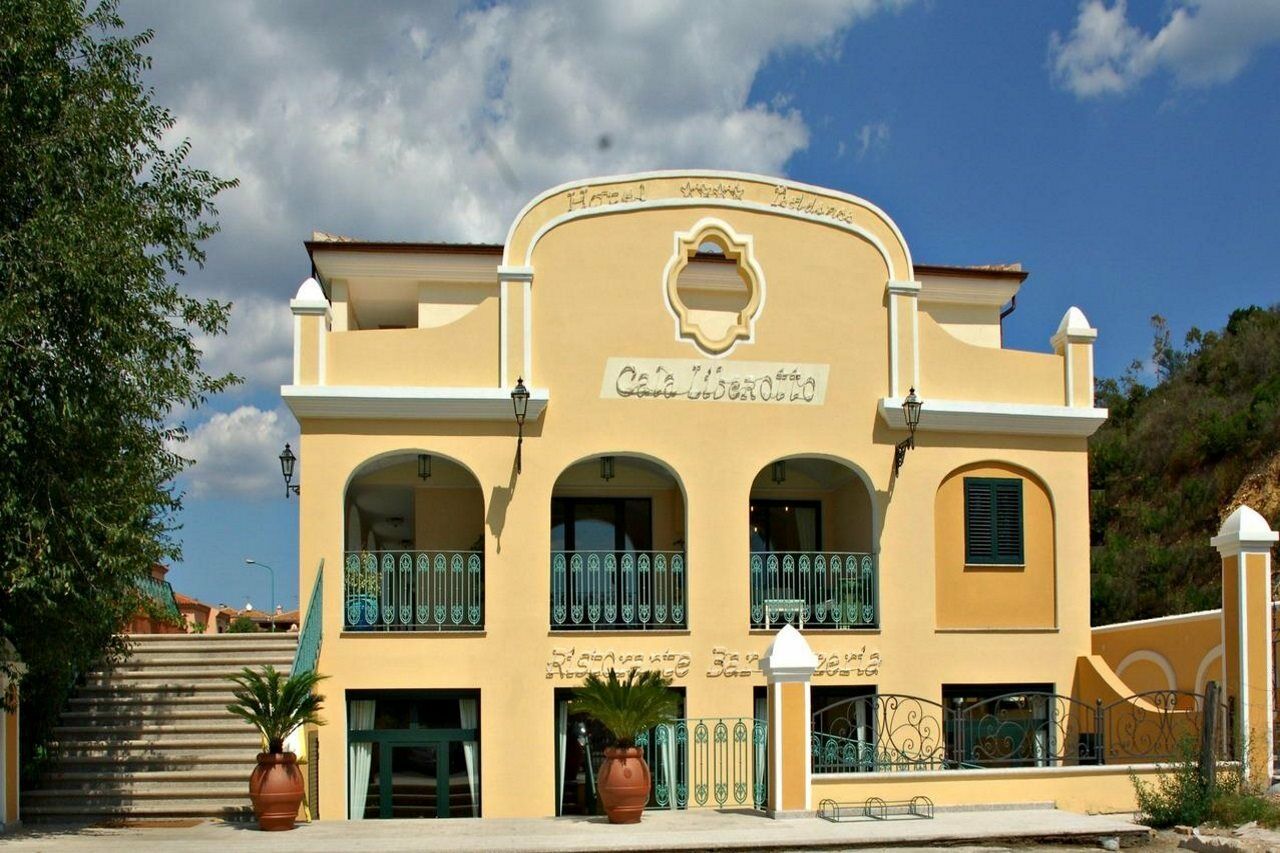 Residence Il Borgo Orosei Bagian luar foto